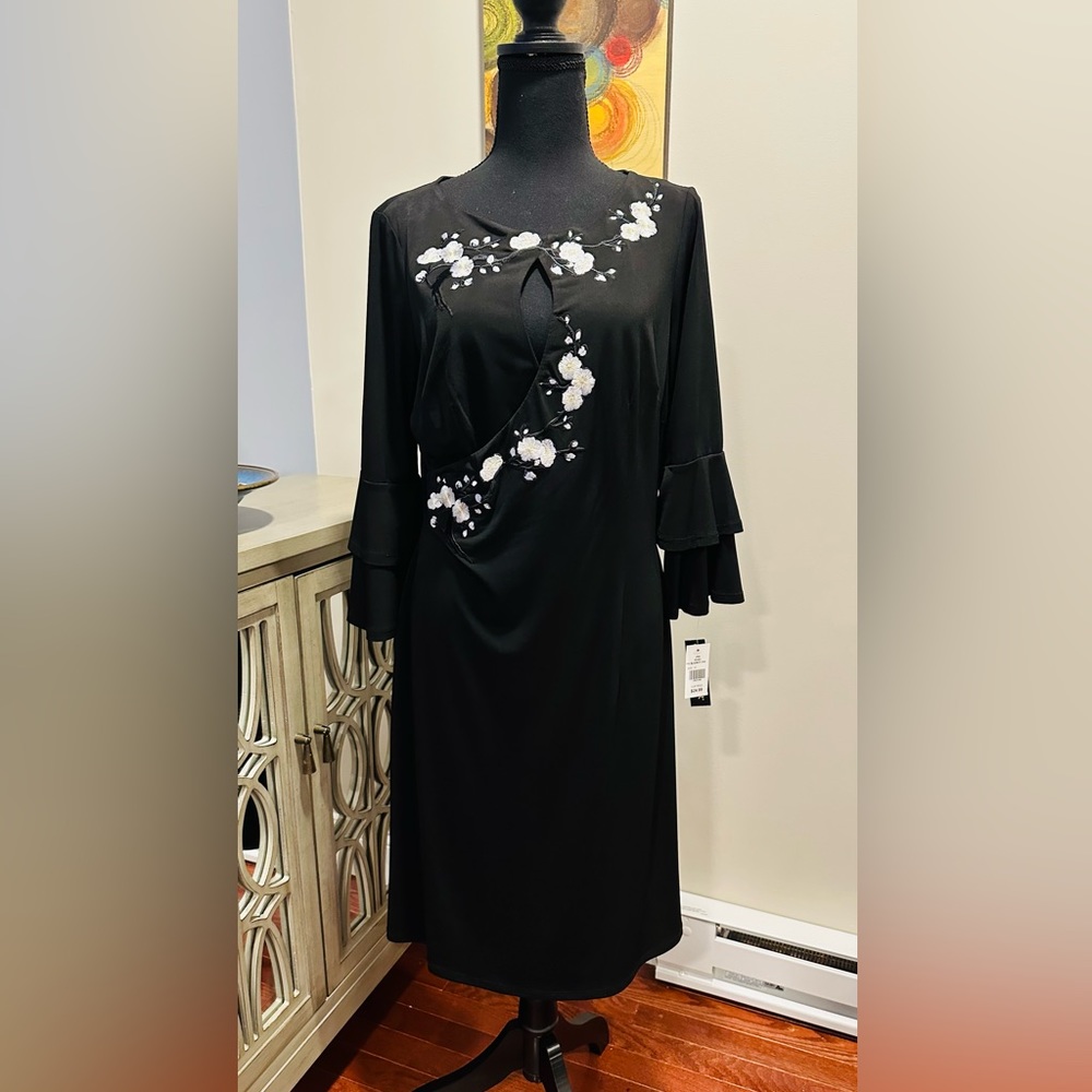 NWT Glamour Black Dress, size 10
